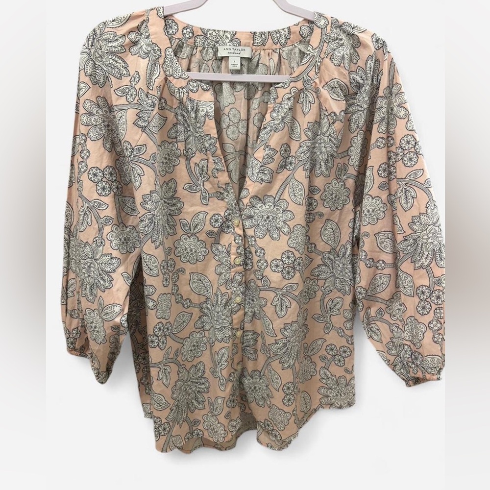 Ann Taylor Weekend Blouse Large | Pink Floral Paisley Print Button Front Top